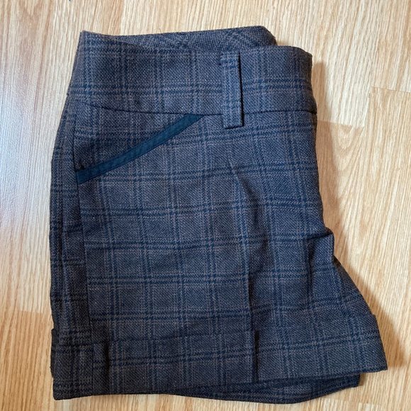 Brown Plaid Cuffed Shorts - Picture 8 of 10
